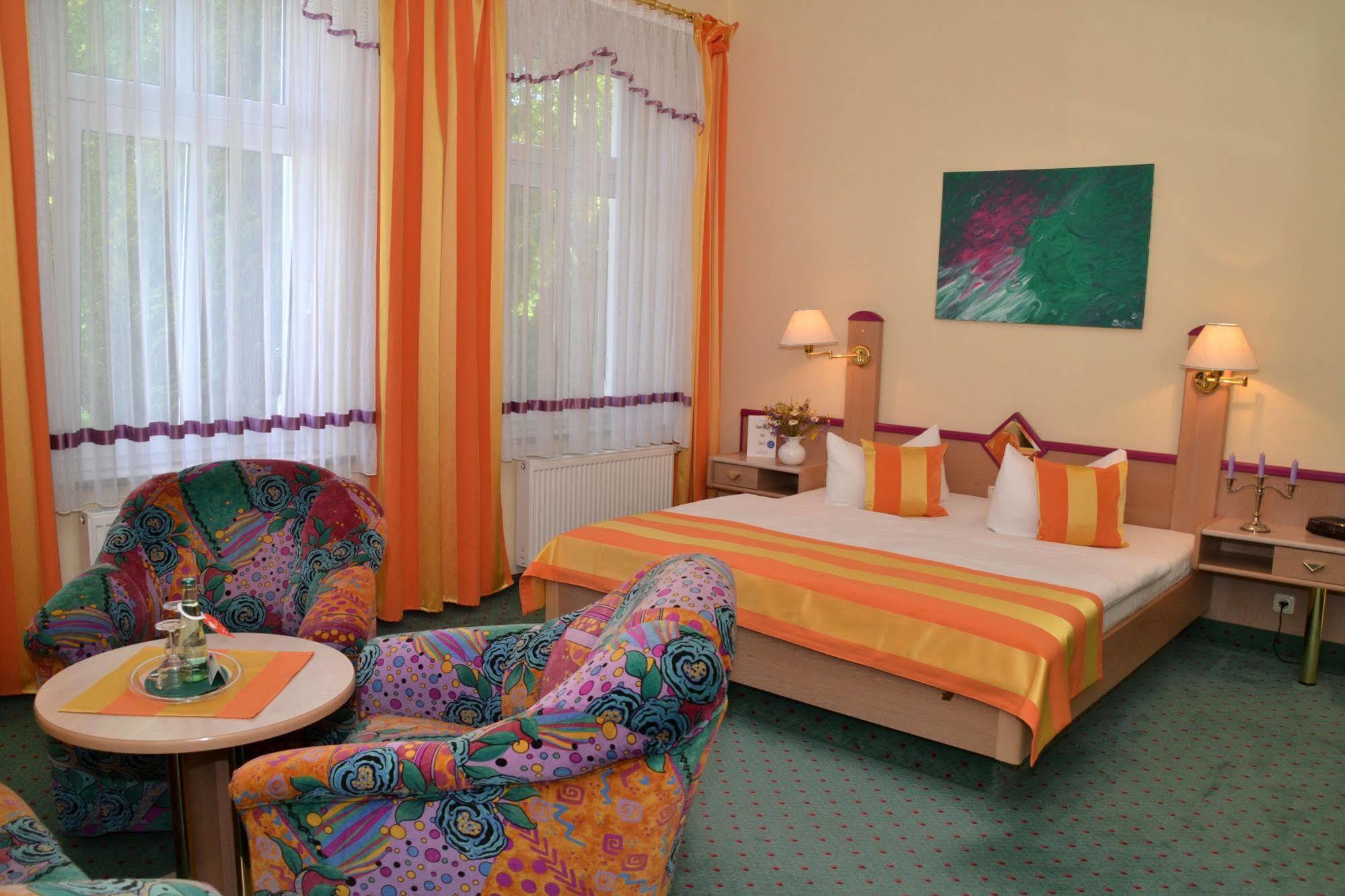 באד אלסטר Parkhotel Helene מראה חיצוני תמונה
